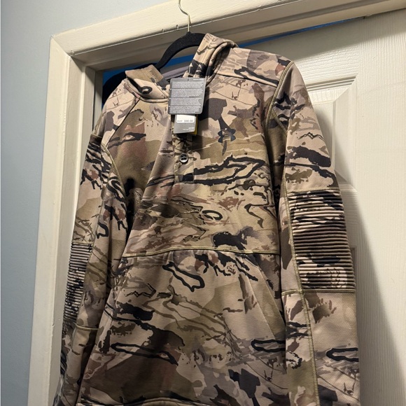 Under Armour Tan Camouflage Hoodie Men’s Small NWT - Picture 1 of 3
